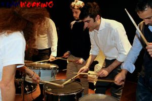 Orchestra aziendale di percussioni africane